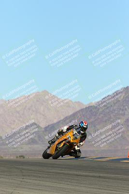 media/Feb-12-2022-SoCal Trackdays (Sat) [[3b21b94a56]]/Turn 9 Set 1 (1130am)/